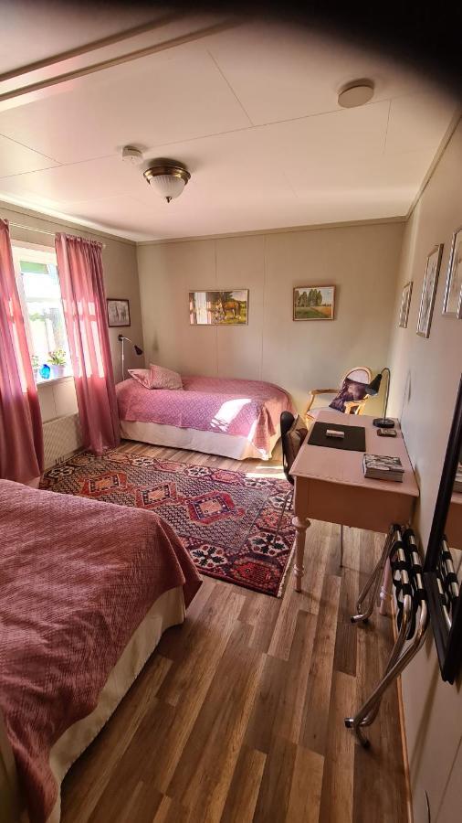 Hällefors Skogsbrynet B&B, Bredsjoe Nya Herrgard מראה חיצוני תמונה